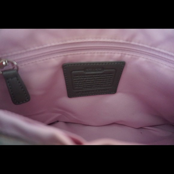 Coach purse never used - Picture 4 of 5